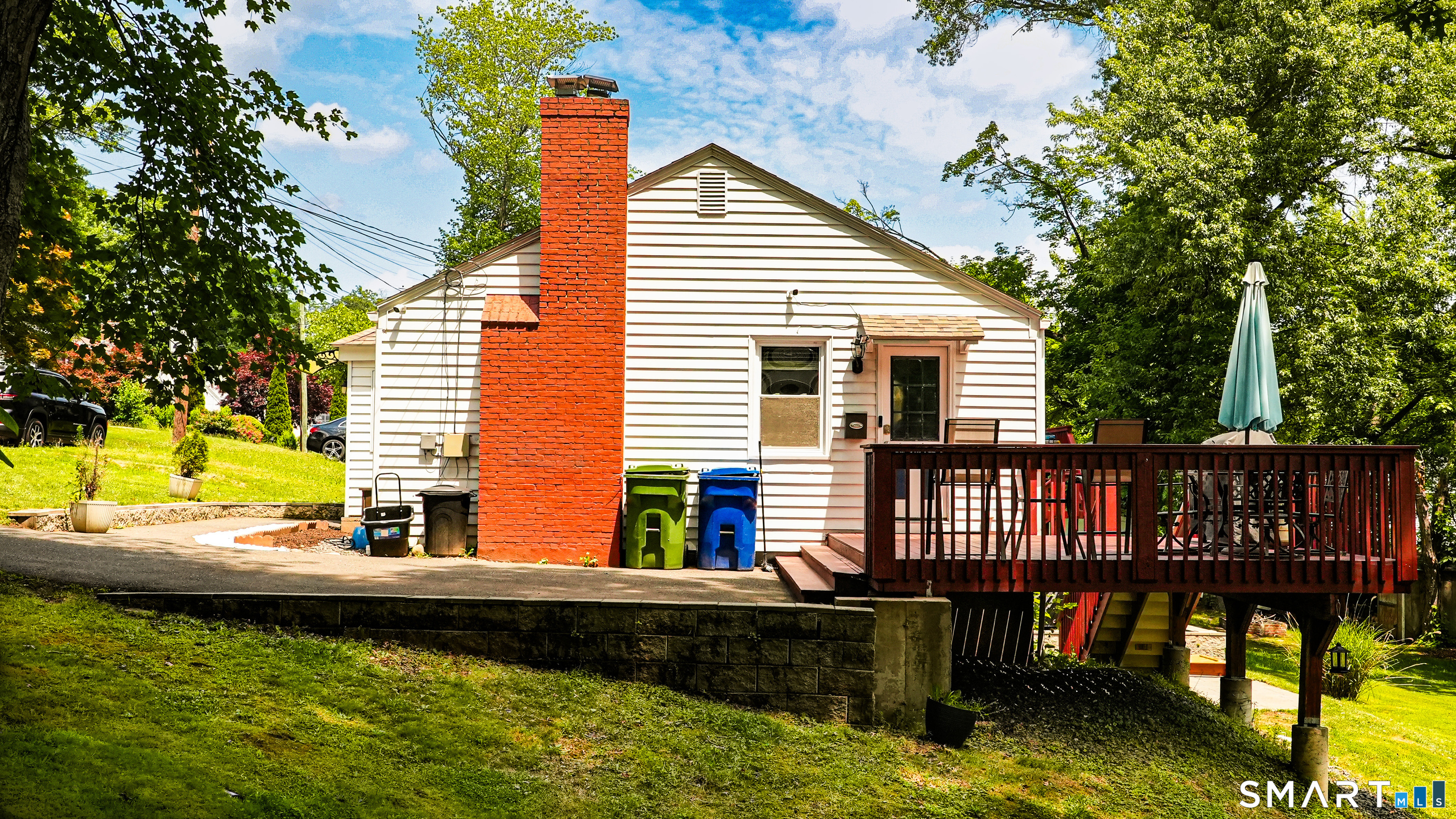 6 Sinclair Street Windsor CT 06095