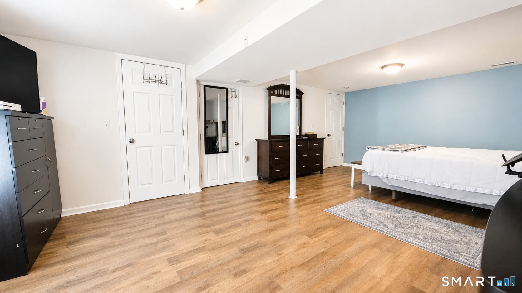 6 Sinclair Street Windsor CT 06095