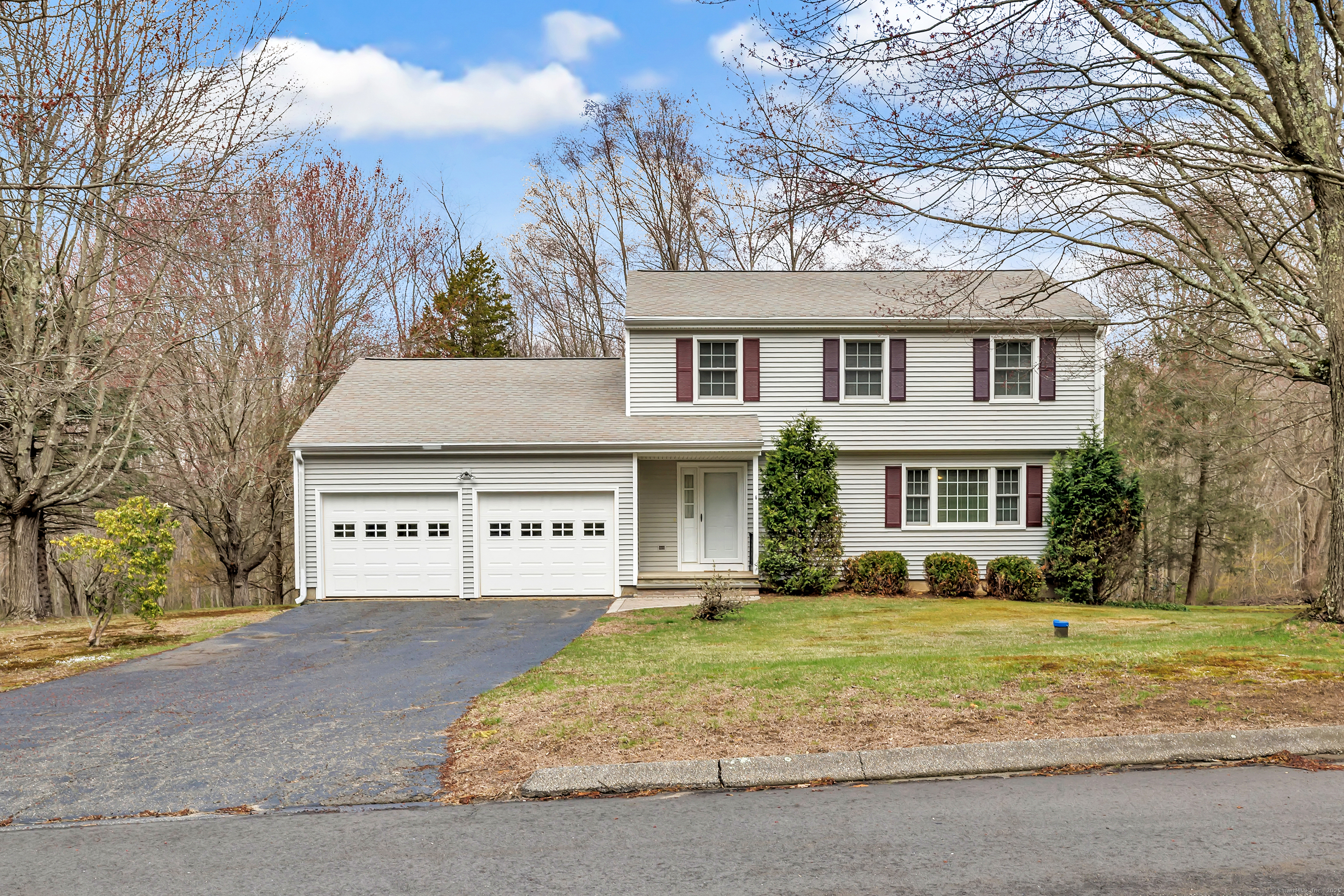 6 Lagana Lane Shelton CT 06484