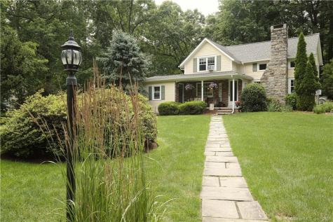 5 Cholwell Place Norwalk CT 06851