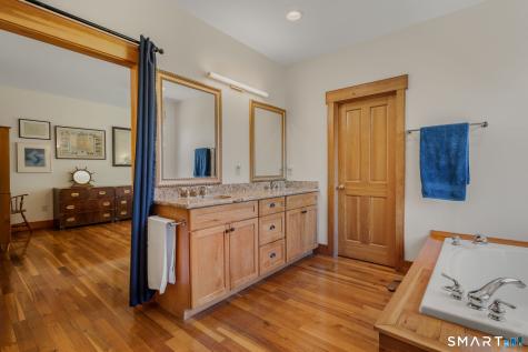 15 Juniper Lane Stonington CT 06378