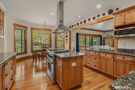 15 Juniper Lane Stonington CT 06378