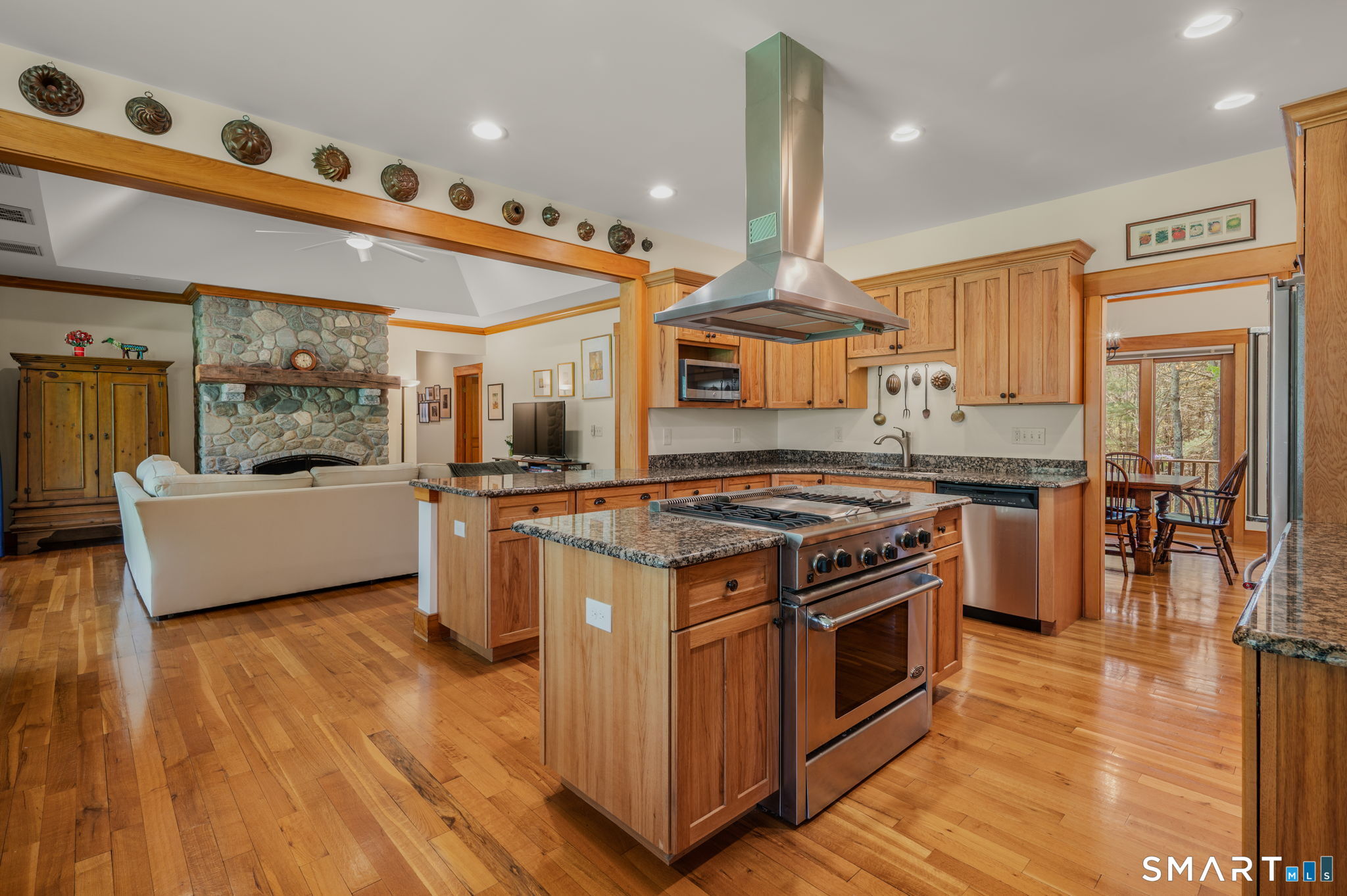 15 Juniper Lane Stonington CT 06378