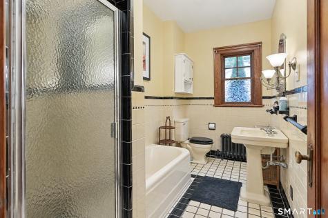 72 Dodgingtown Road Bethel CT 06801