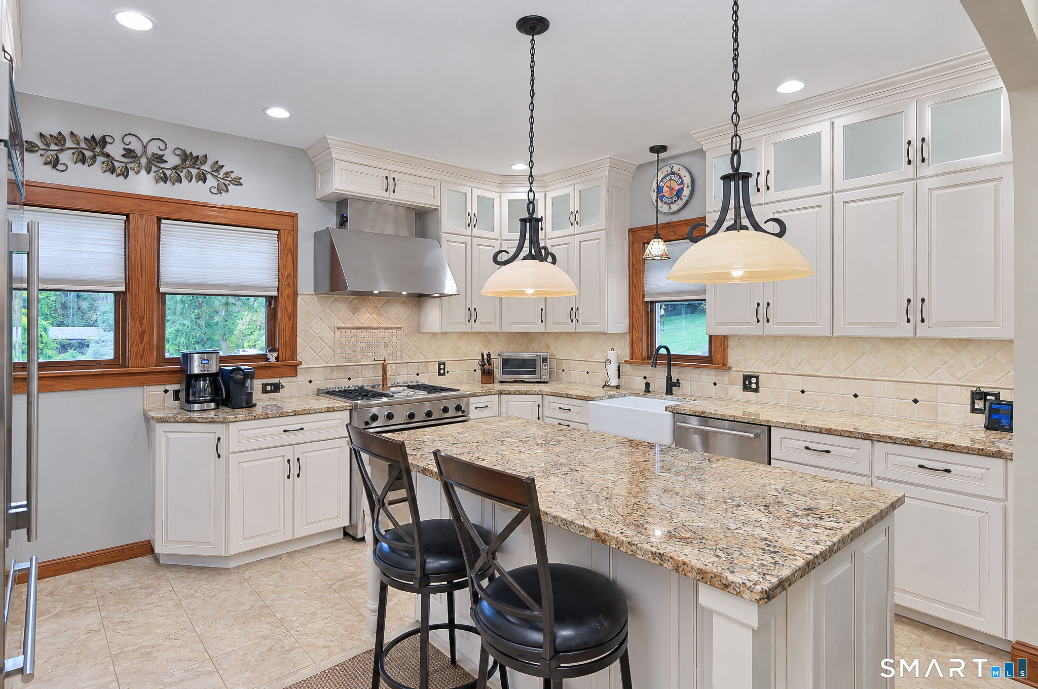 72 Dodgingtown Road Bethel CT 06801