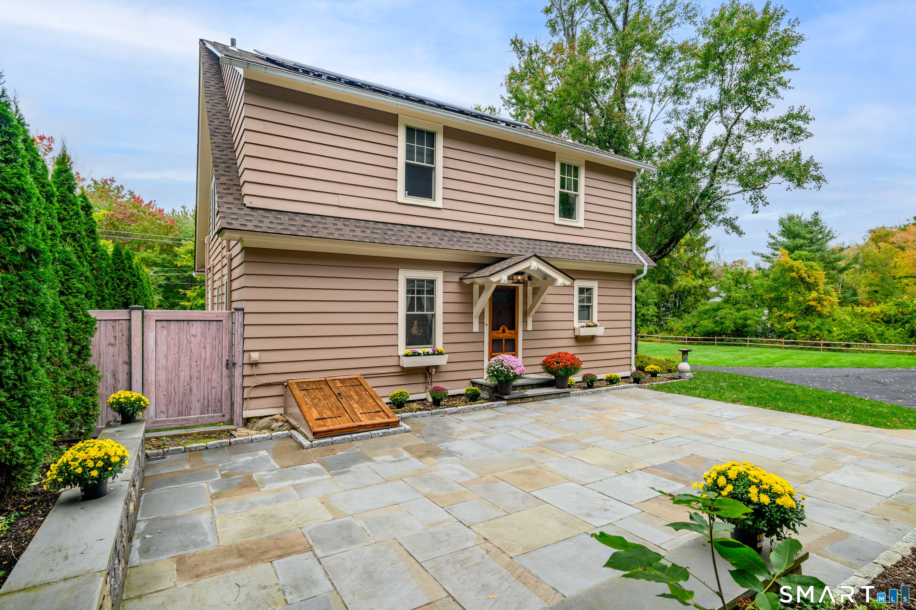 72 Dodgingtown Road Bethel CT 06801
