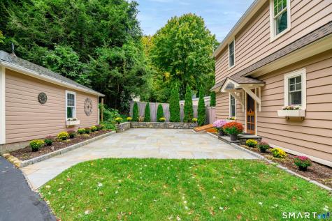 72 Dodgingtown Road Bethel CT 06801