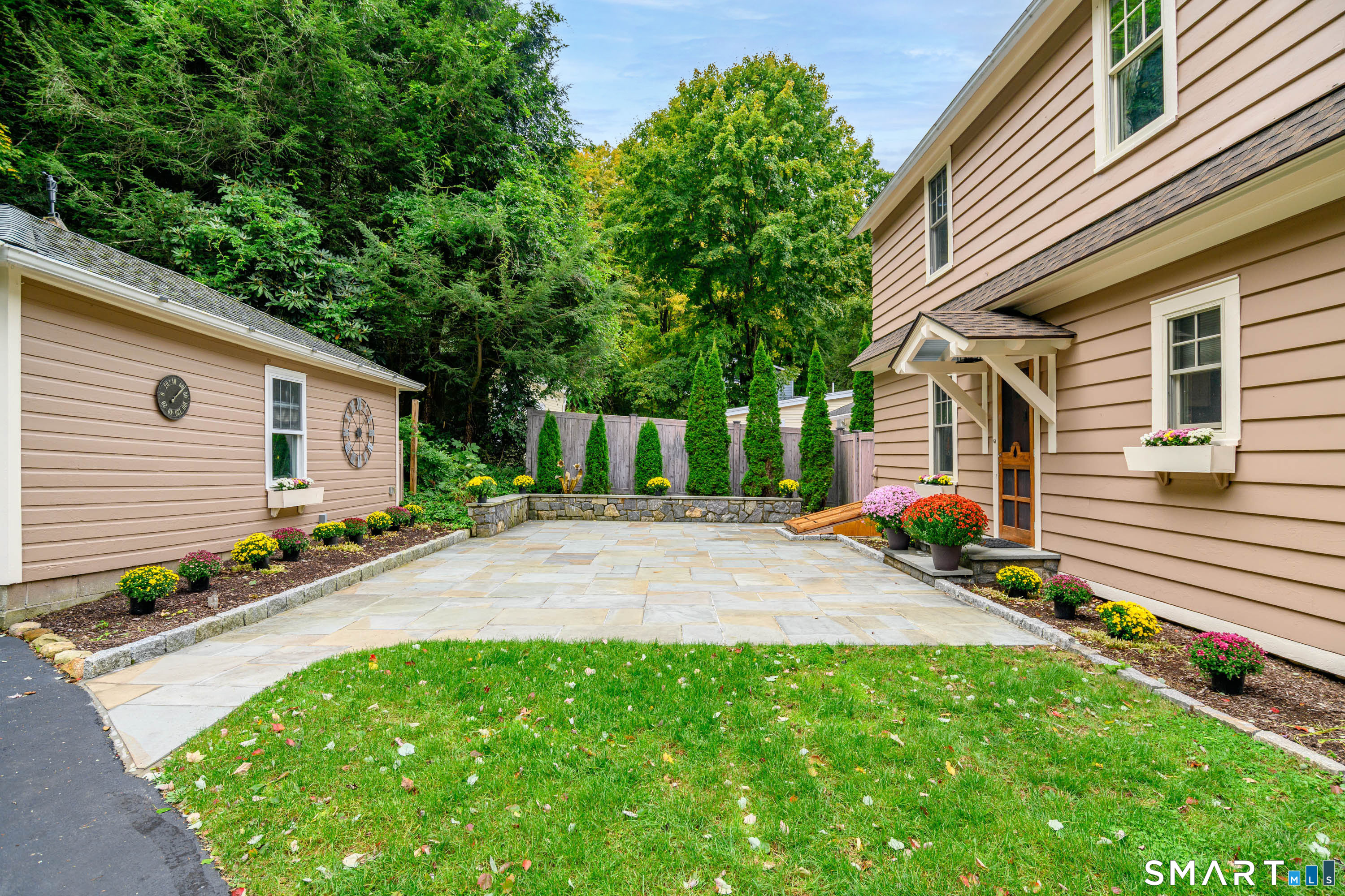 72 Dodgingtown Road Bethel CT 06801