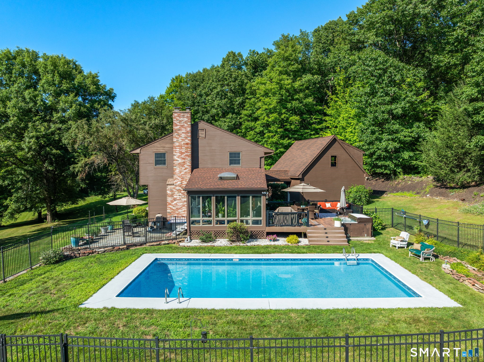 3289 Phelps Road Suffield CT 06093