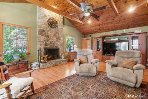 3289 Phelps Road Suffield CT 06093