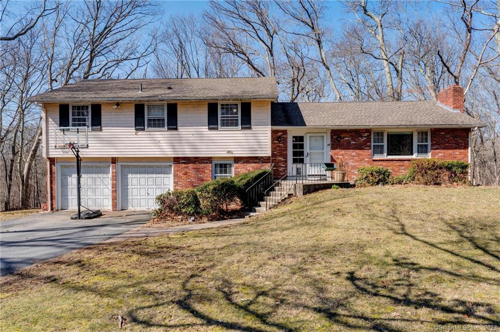 38 Woodmont Drive Mansfield CT 06250