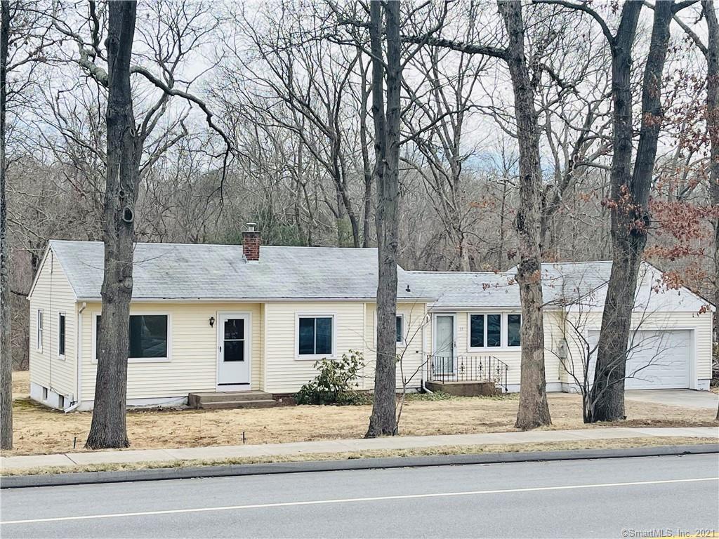 33 Chesterfield Road East Lyme CT 06333