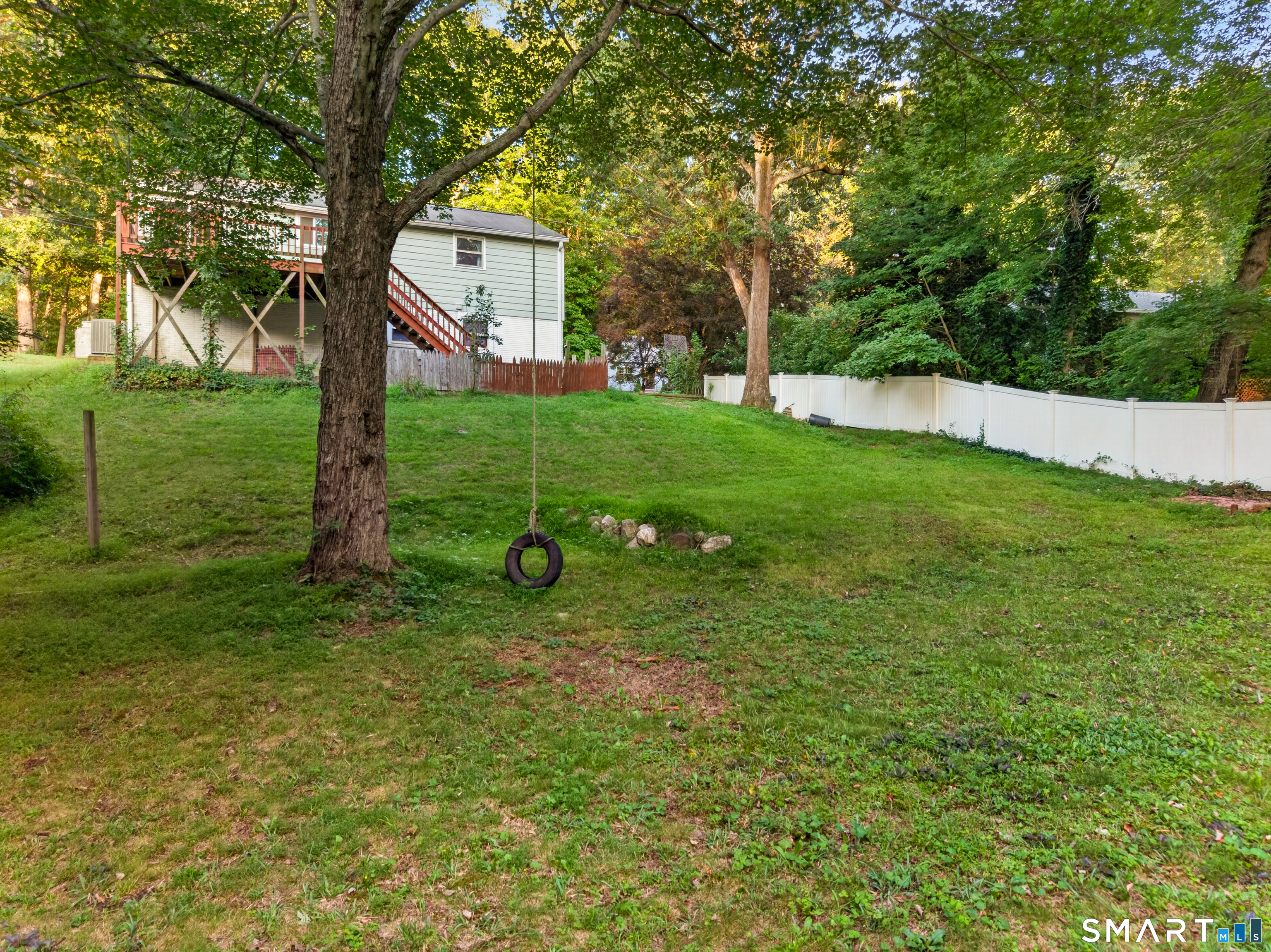 25 Brickyard Road Clinton CT 06413
