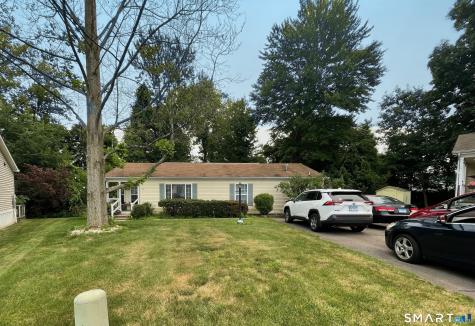 13 Laurel Circle East Windsor CT 06088