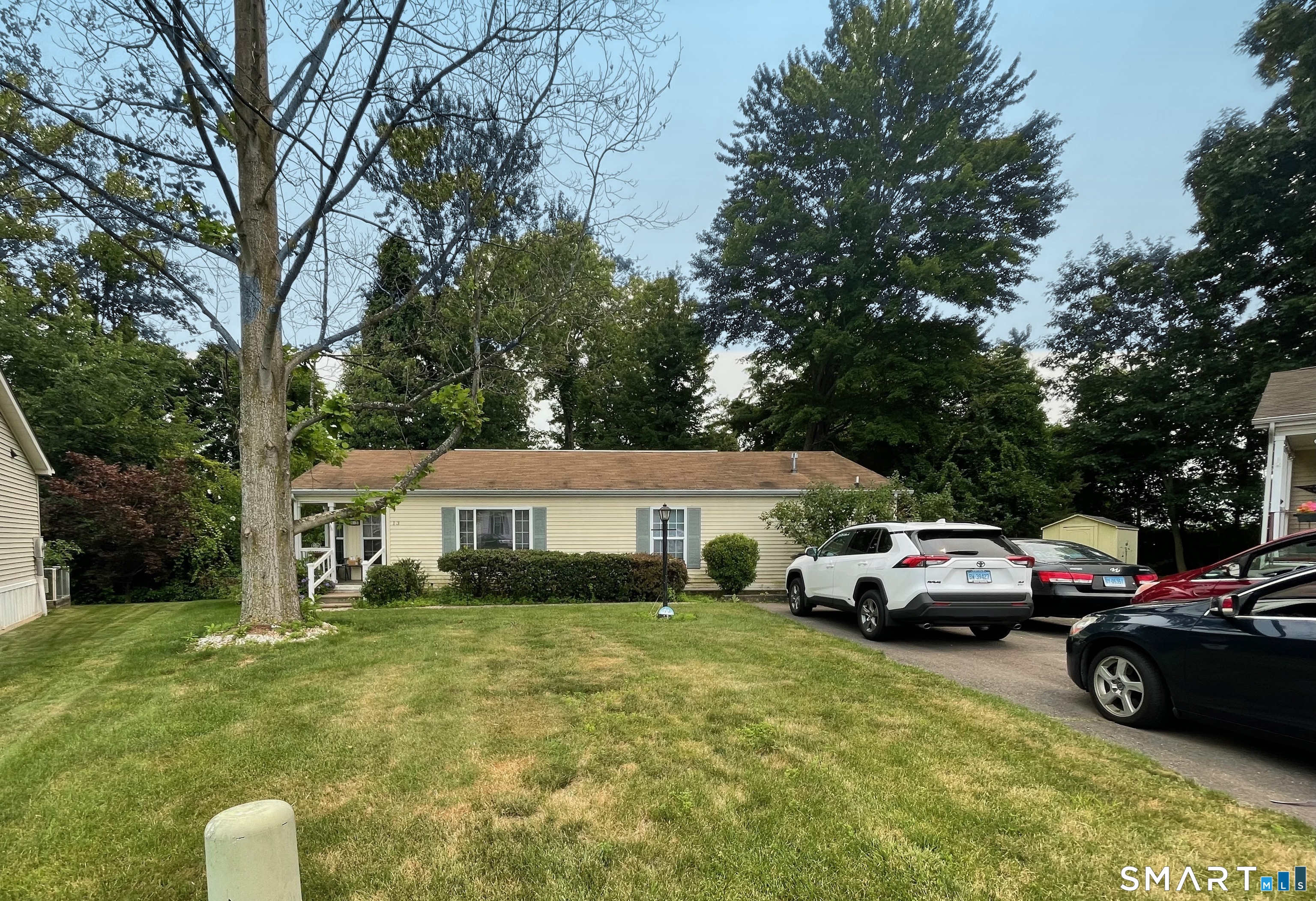 13 Laurel Circle East Windsor CT 06088