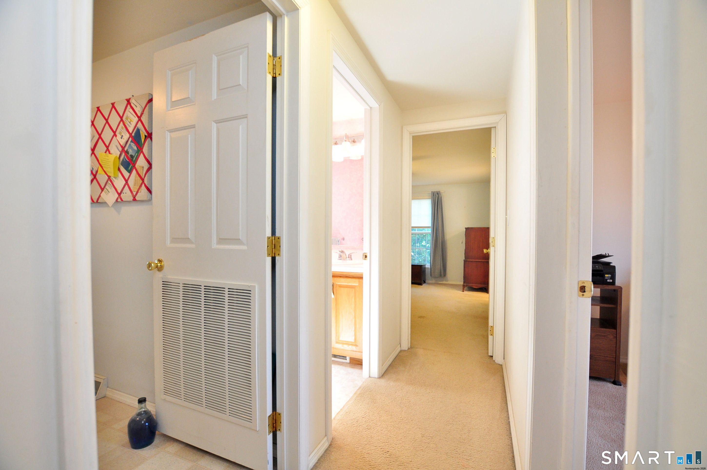 13 Laurel Circle East Windsor CT 06088