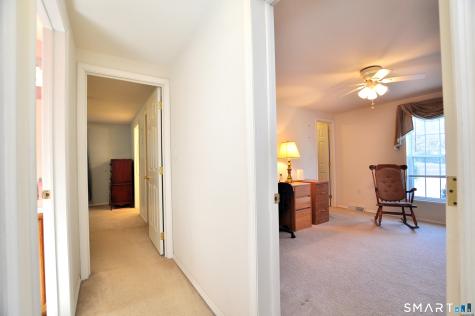 13 Laurel Circle East Windsor CT 06088