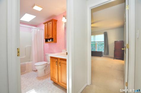 13 Laurel Circle East Windsor CT 06088