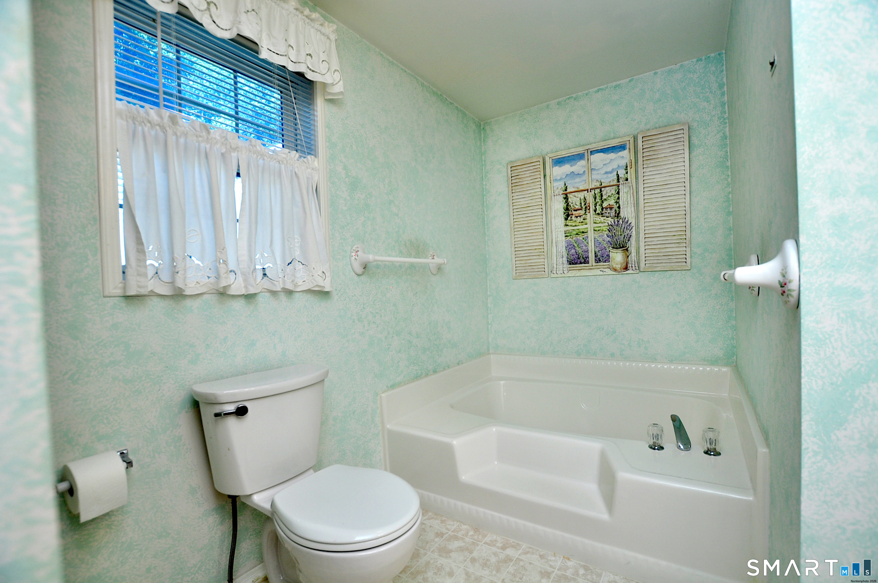 13 Laurel Circle East Windsor CT 06088