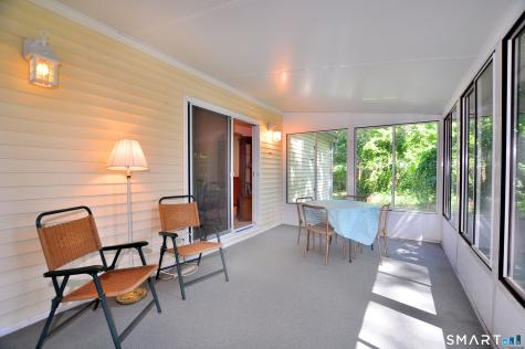 13 Laurel Circle East Windsor CT 06088