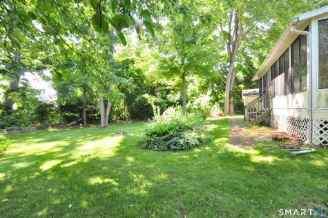 13 Laurel Circle East Windsor CT 06088