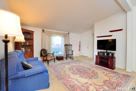 13 Laurel Circle East Windsor CT 06088
