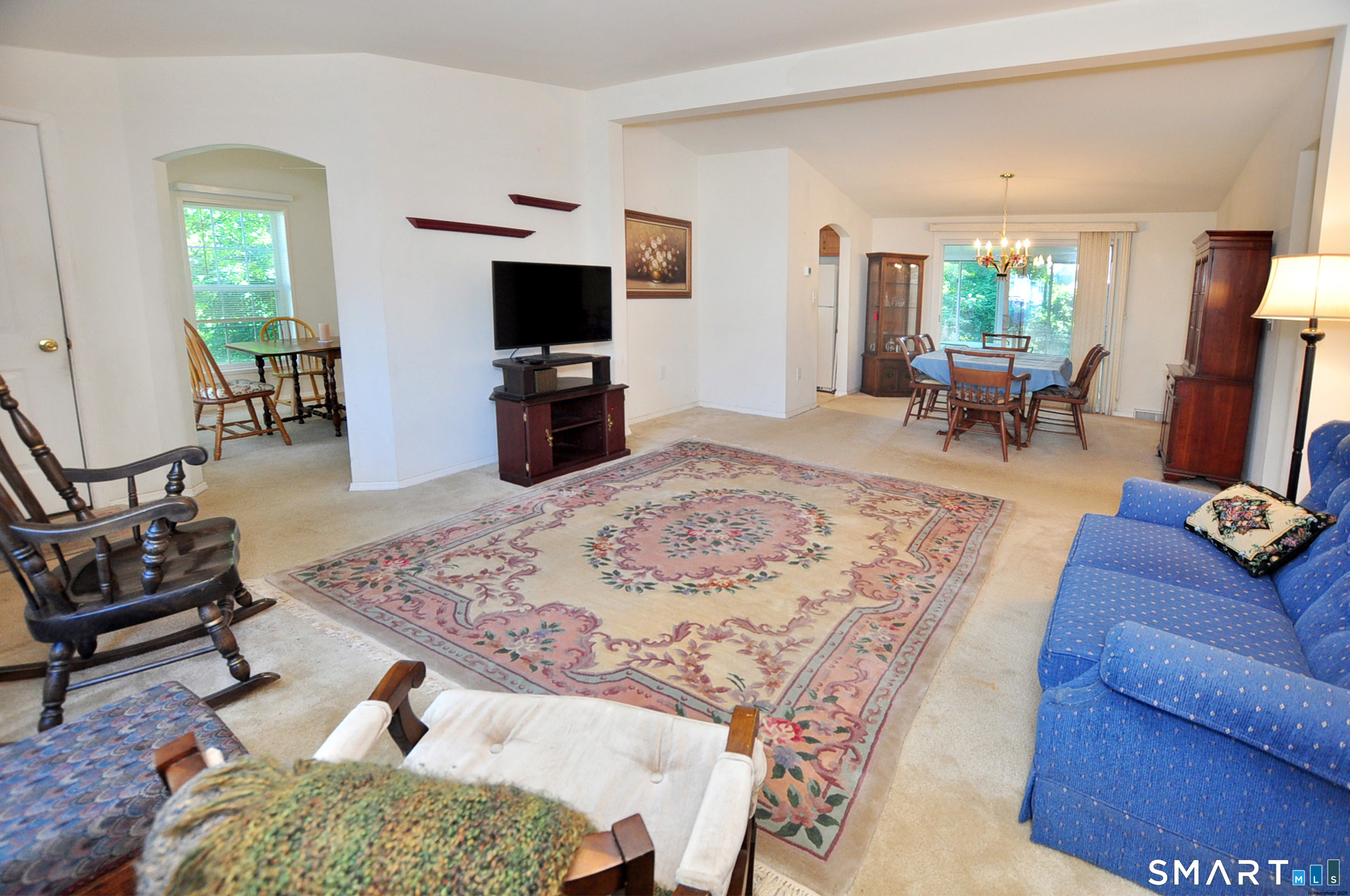 13 Laurel Circle East Windsor CT 06088