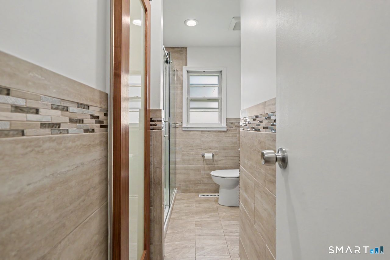 102 Andrews Avenue Milford CT 06460