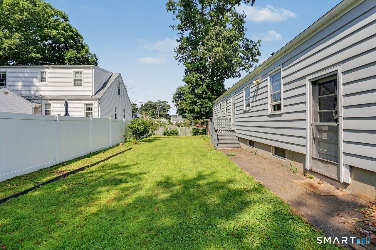 102 Andrews Avenue Milford CT 06460