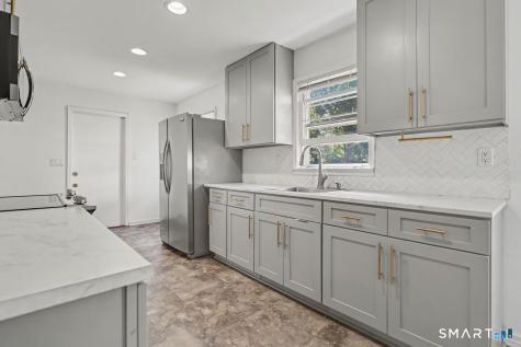 102 Andrews Avenue Milford CT 06460