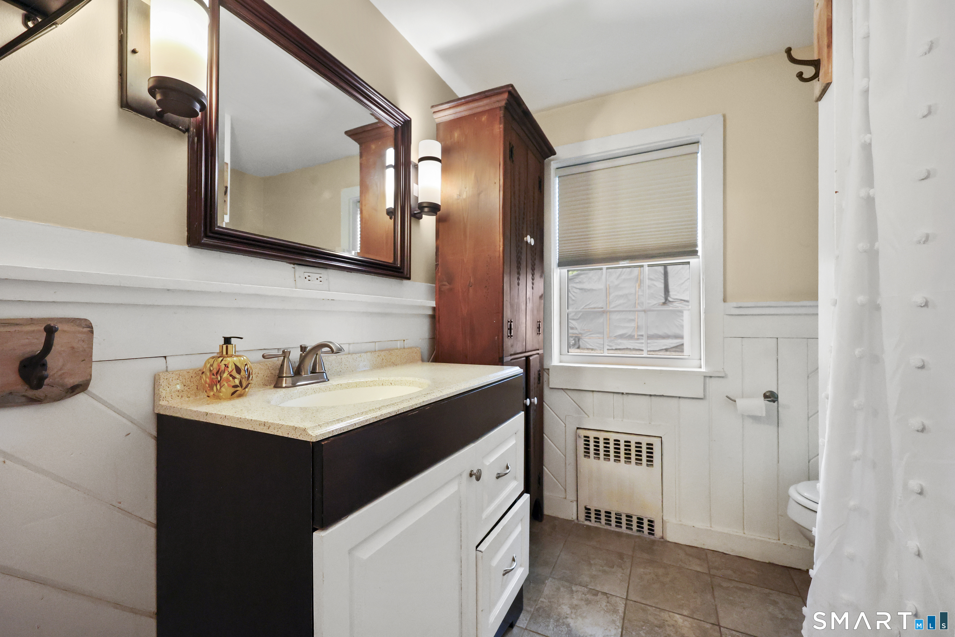 26 Fernbel Lane West Hartford CT 06107