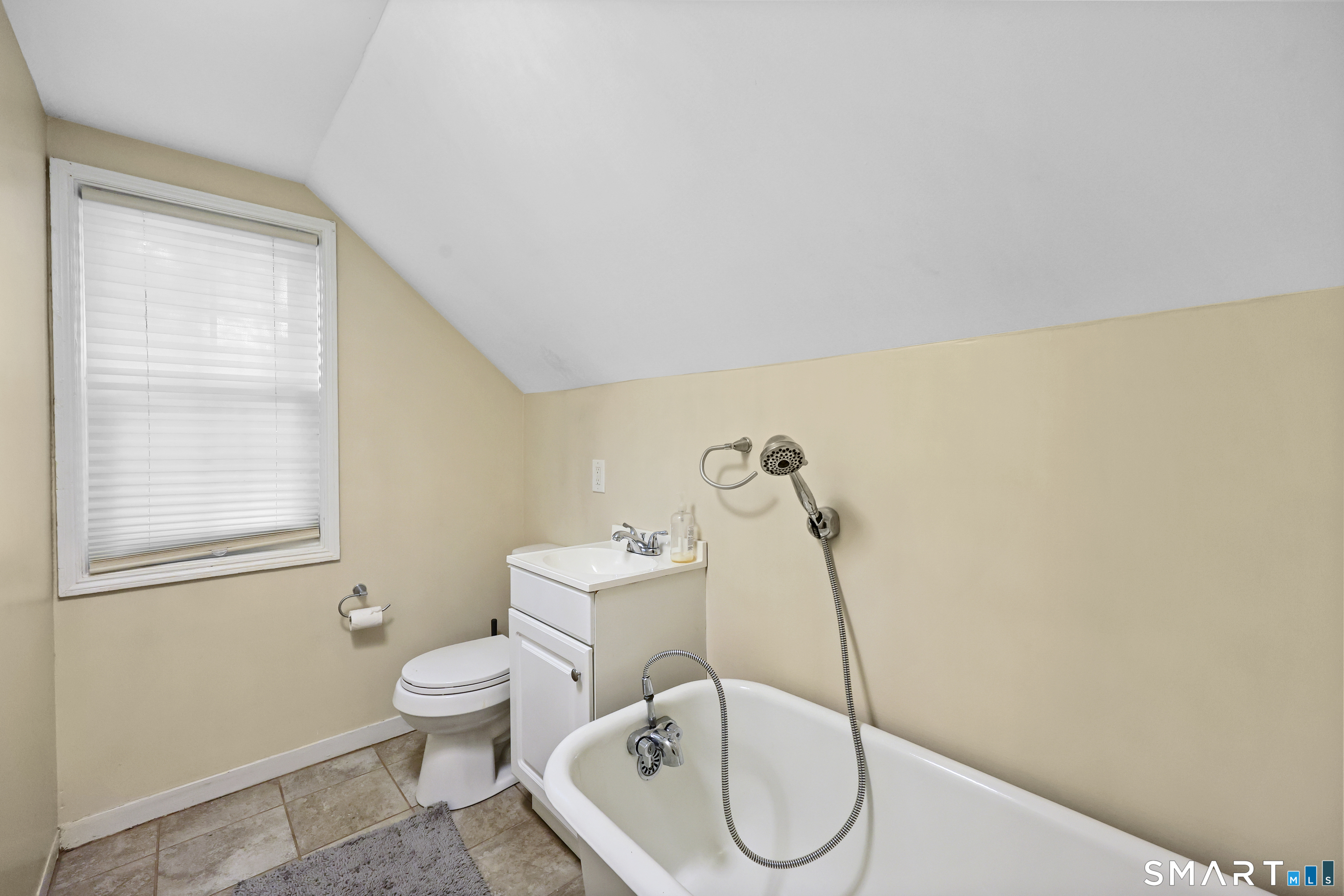 26 Fernbel Lane West Hartford CT 06107