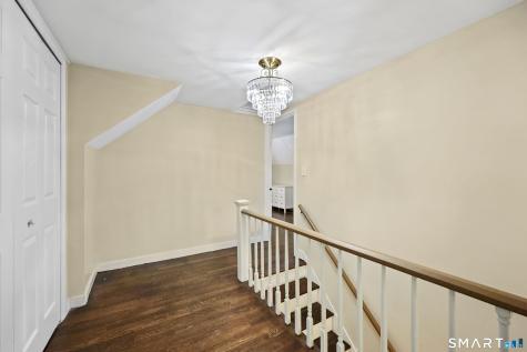 26 Fernbel Lane West Hartford CT 06107