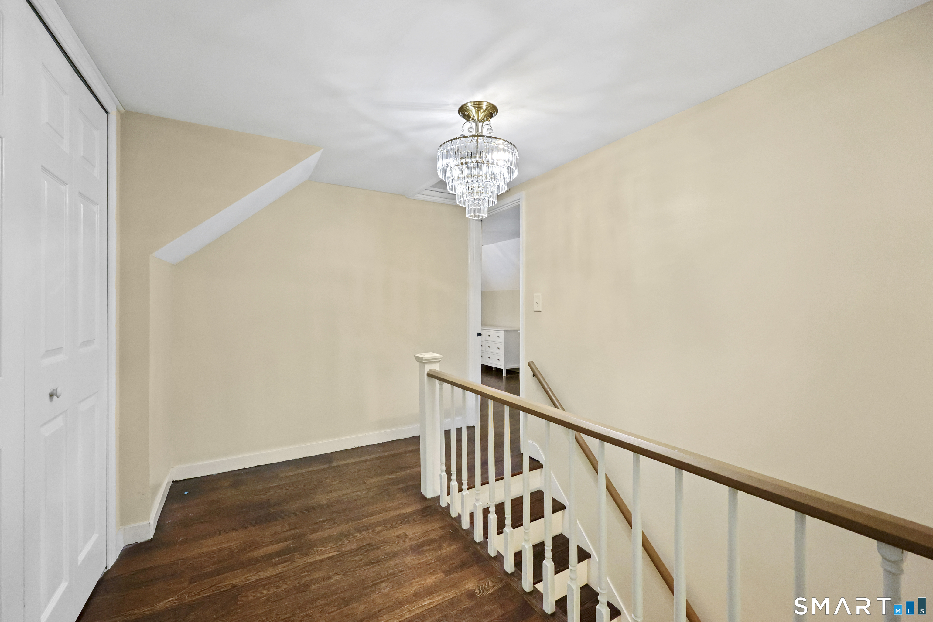26 Fernbel Lane West Hartford CT 06107