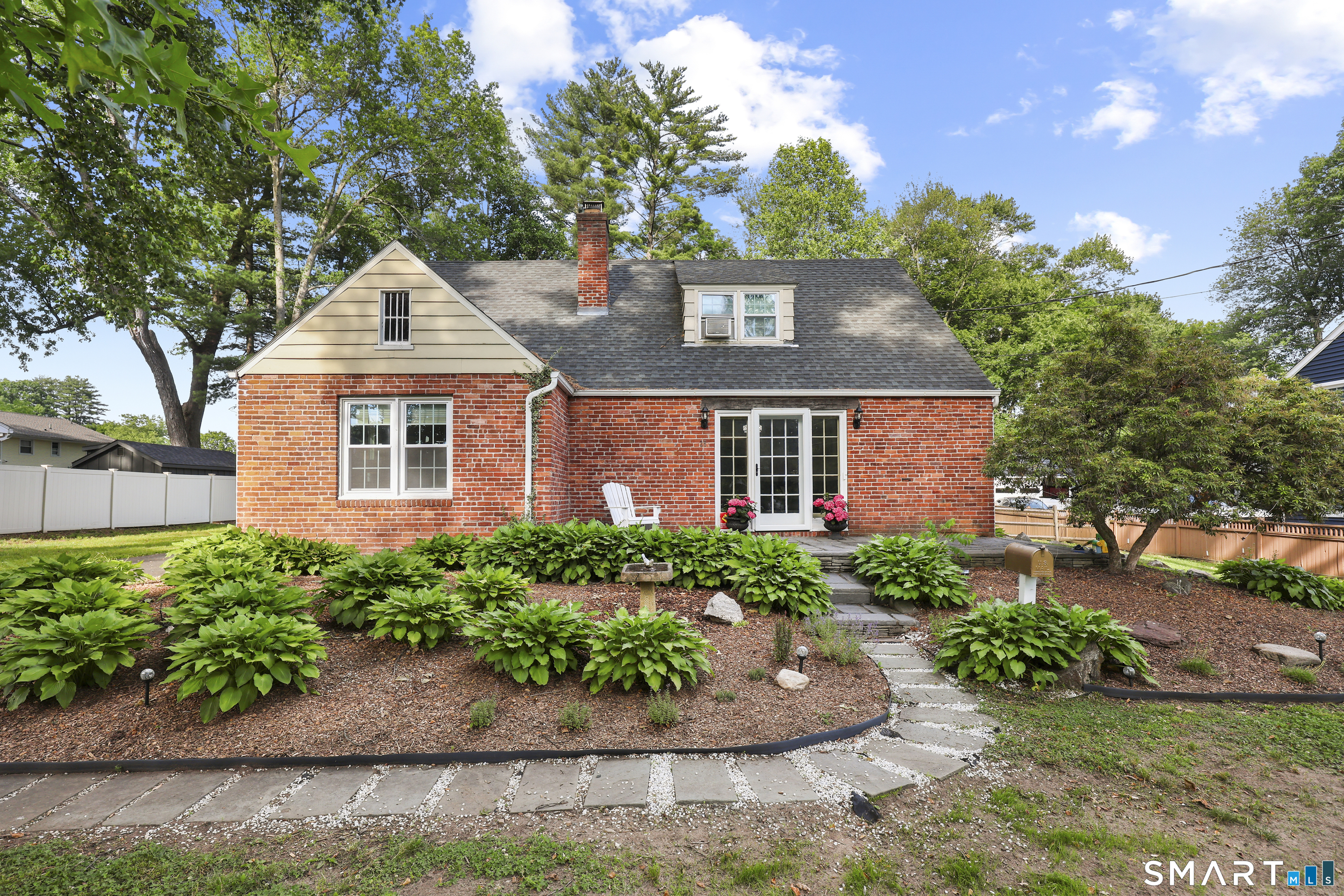 26 Fernbel Lane West Hartford CT 06107