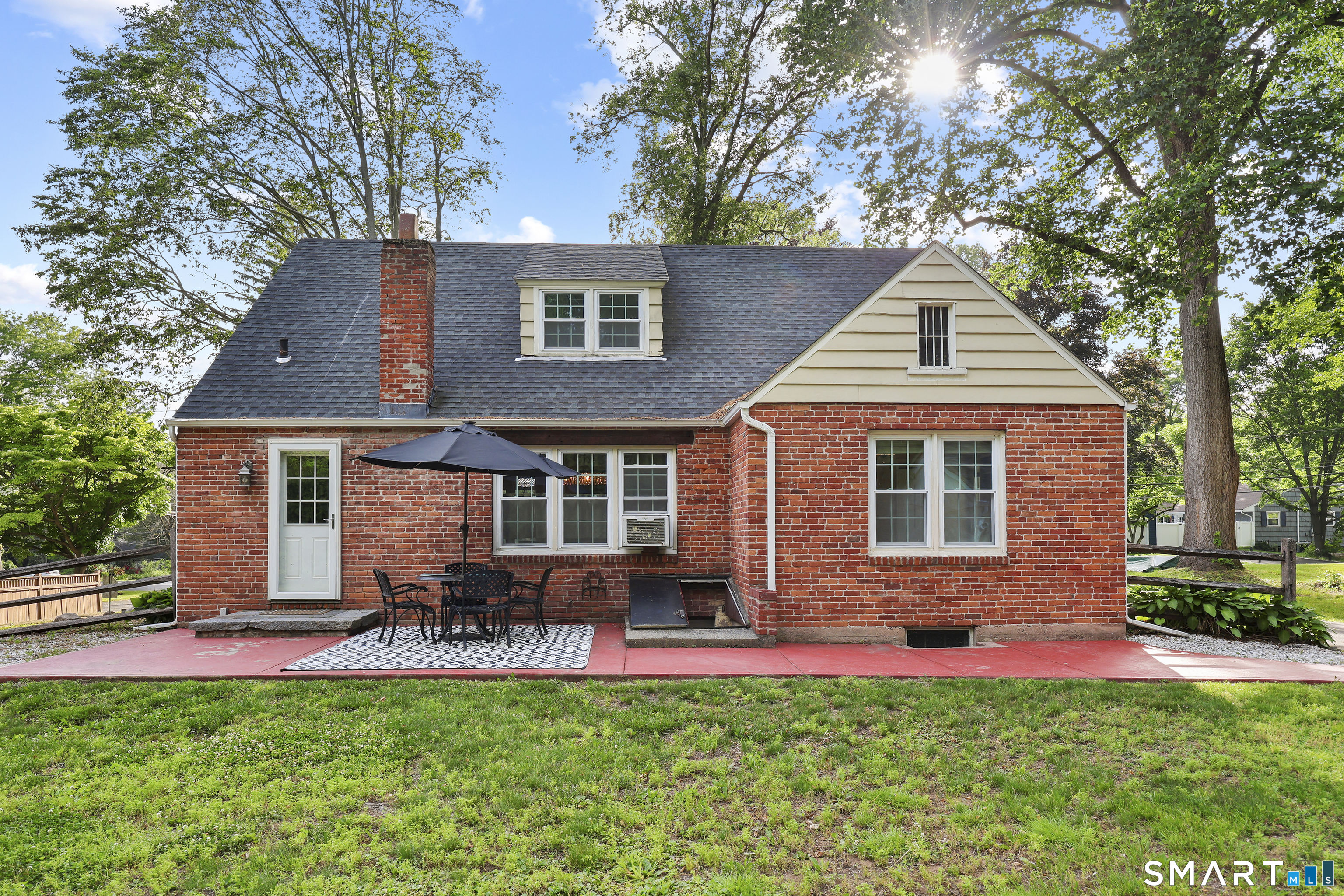 26 Fernbel Lane West Hartford CT 06107