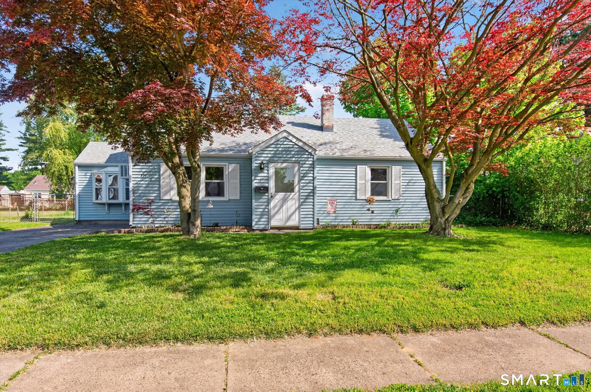211 Woodycrest Drive East Hartford CT 06118