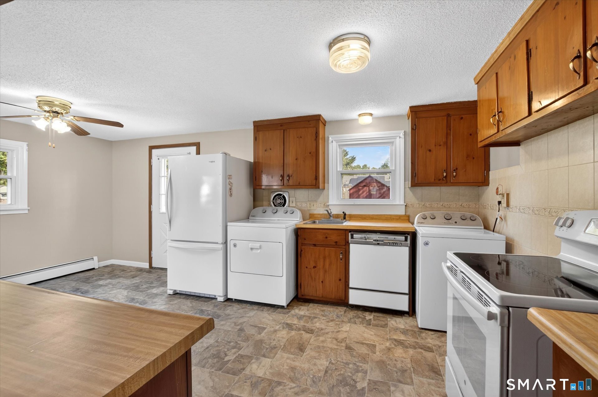 211 Woodycrest Drive East Hartford CT 06118