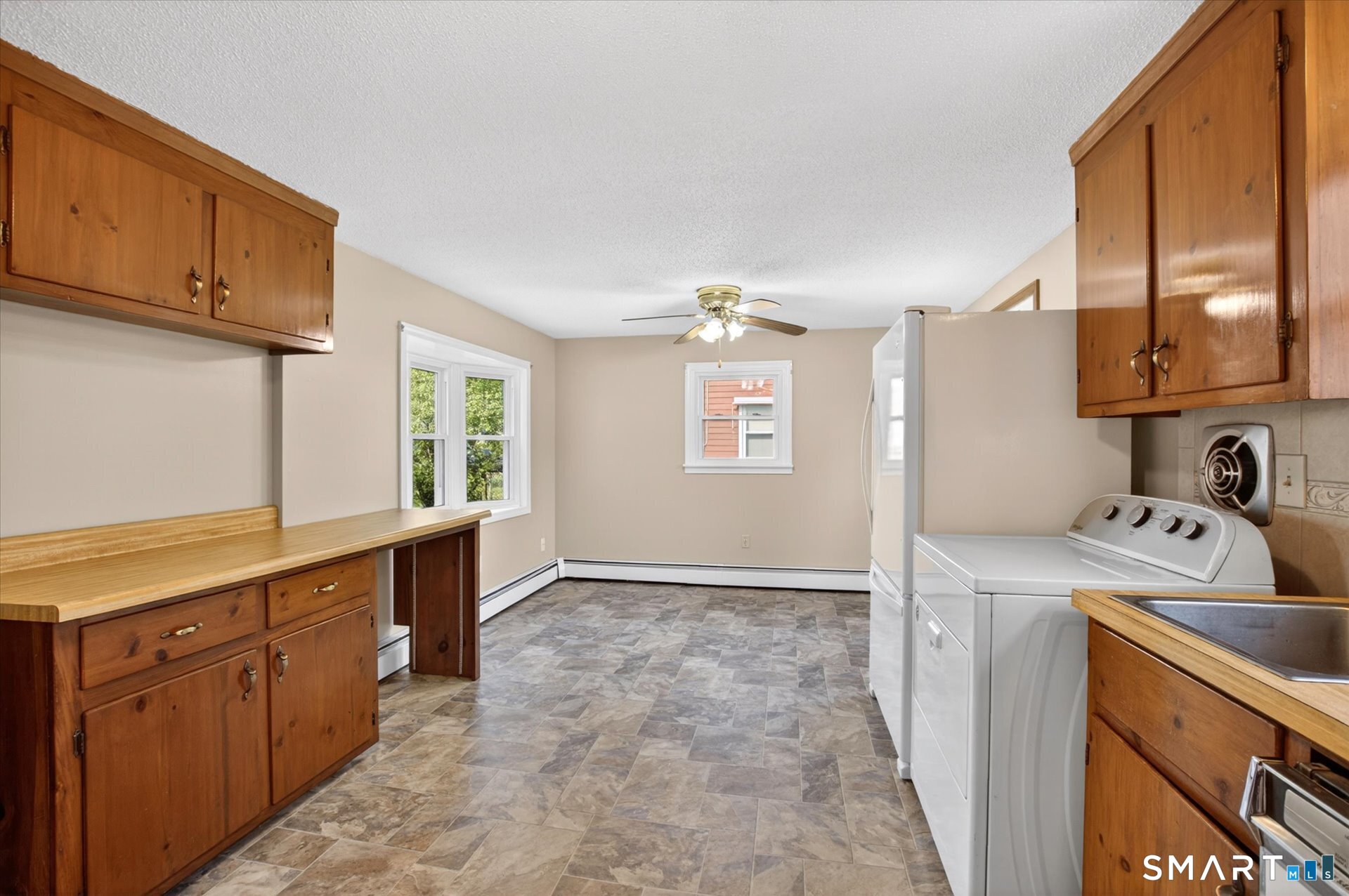 211 Woodycrest Drive East Hartford CT 06118