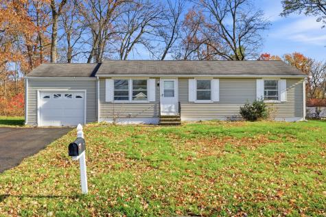 31 Farmstead Circle Bloomfield CT 06002