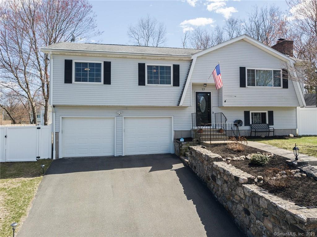 17 Haystack Circle Waterbury CT 06704