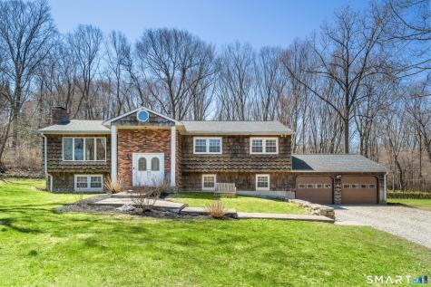 3 Pebble Road Newtown CT 06470