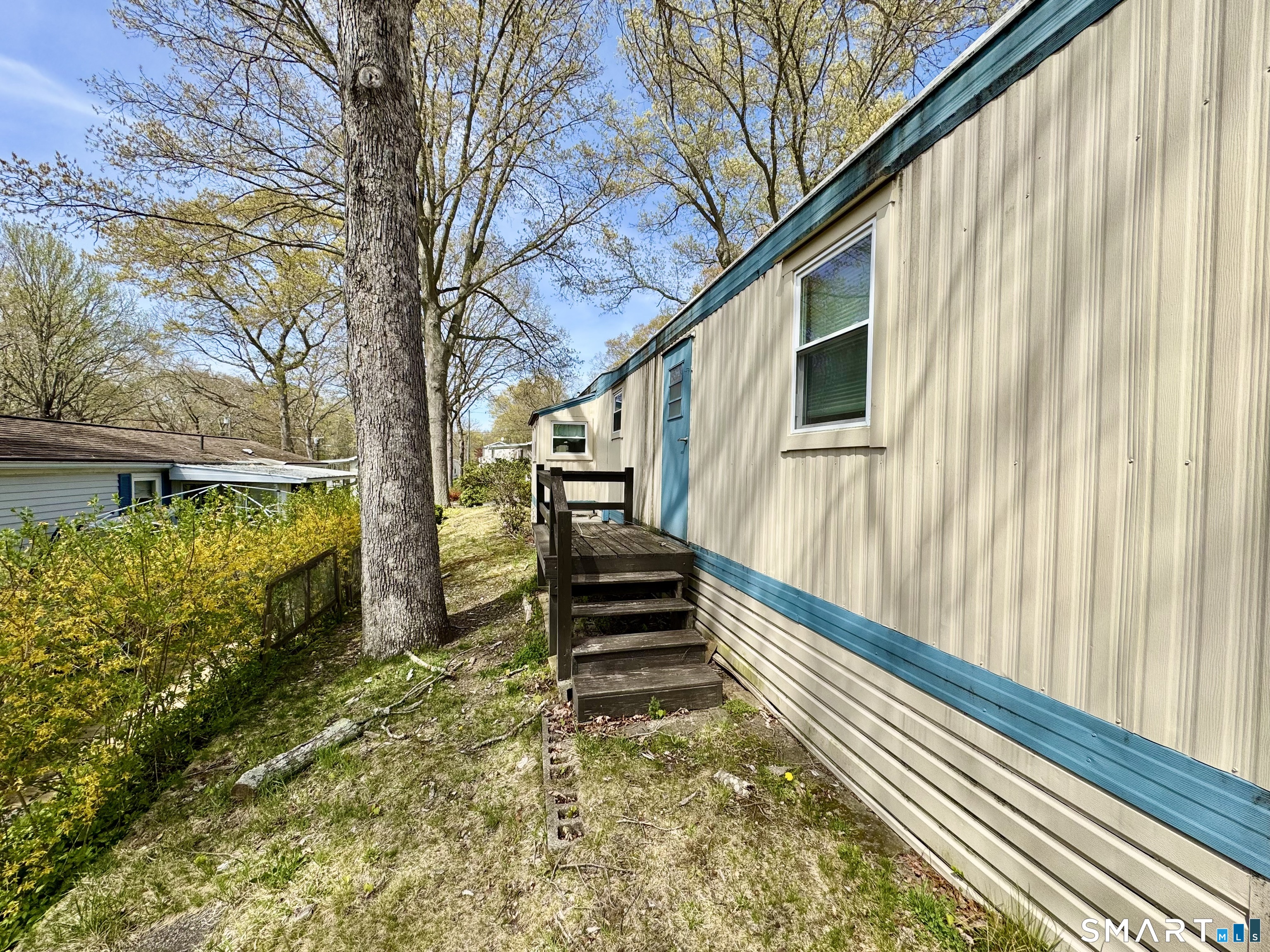 136 Hunters Road Norwich CT 06360