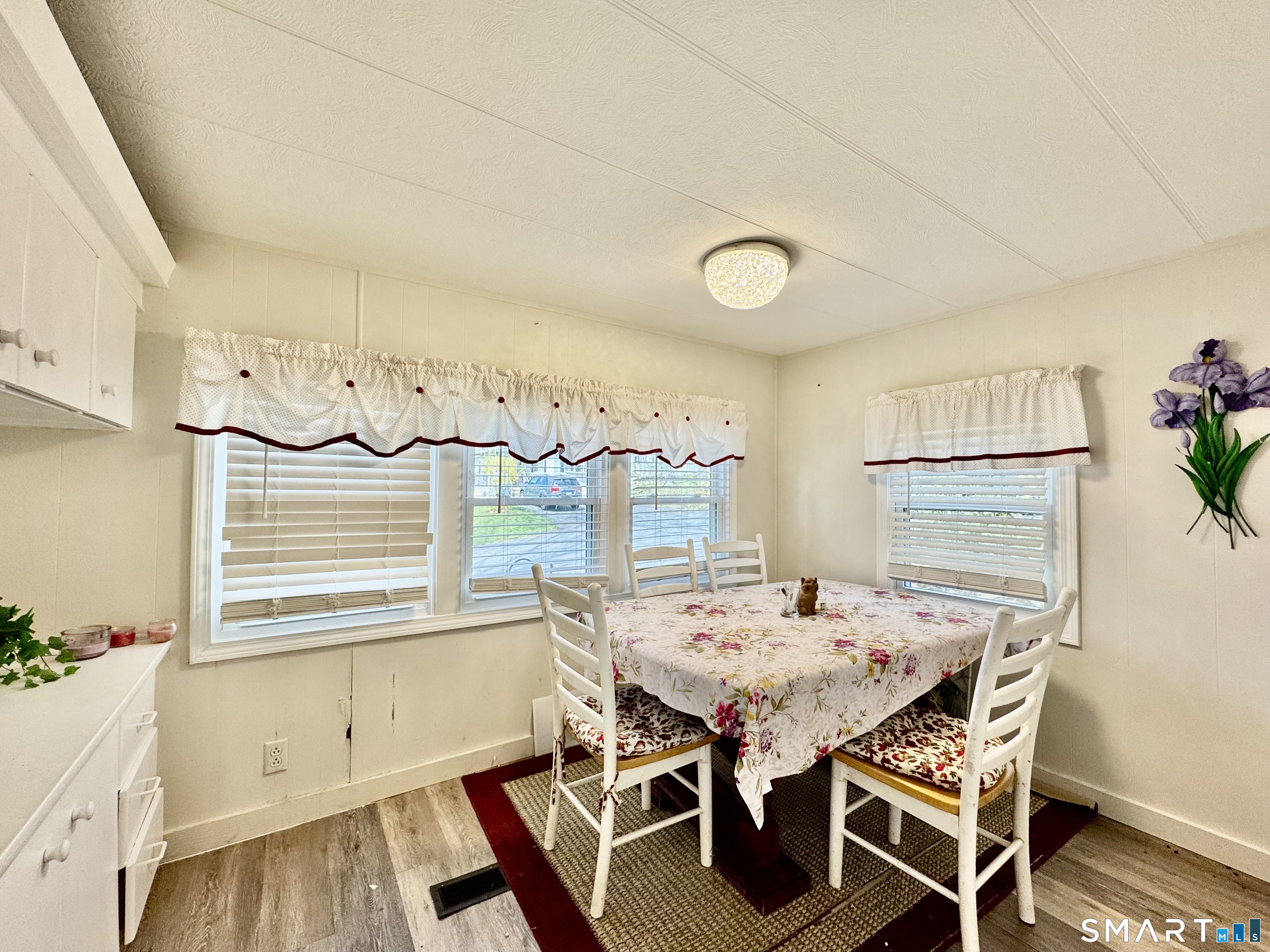 136 Hunters Road Norwich CT 06360