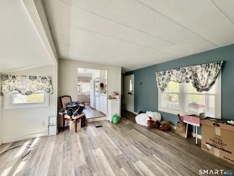 136 Hunters Road Norwich CT 06360