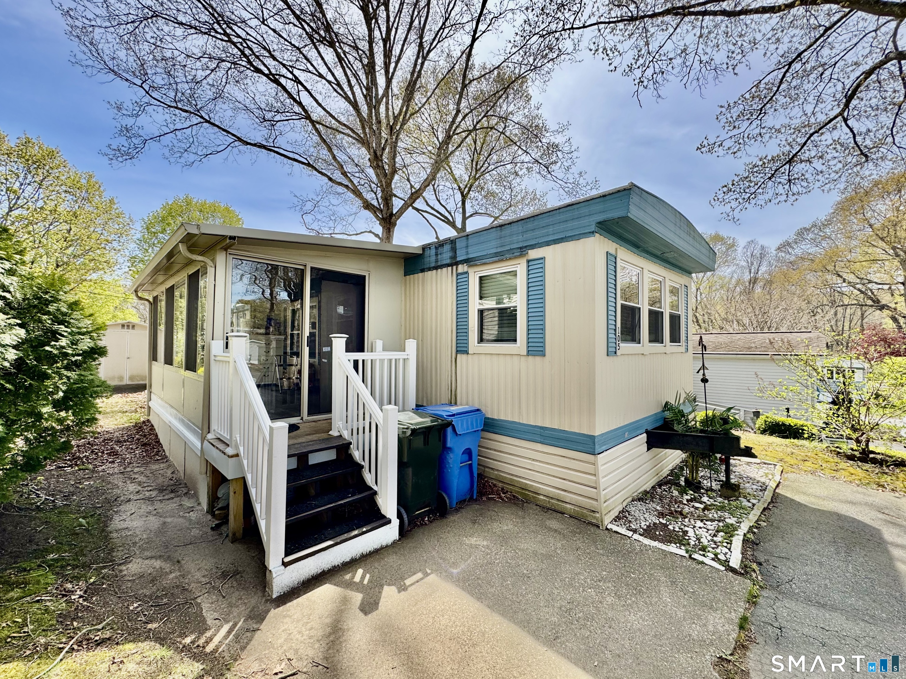 136 Hunters Road Norwich CT 06360