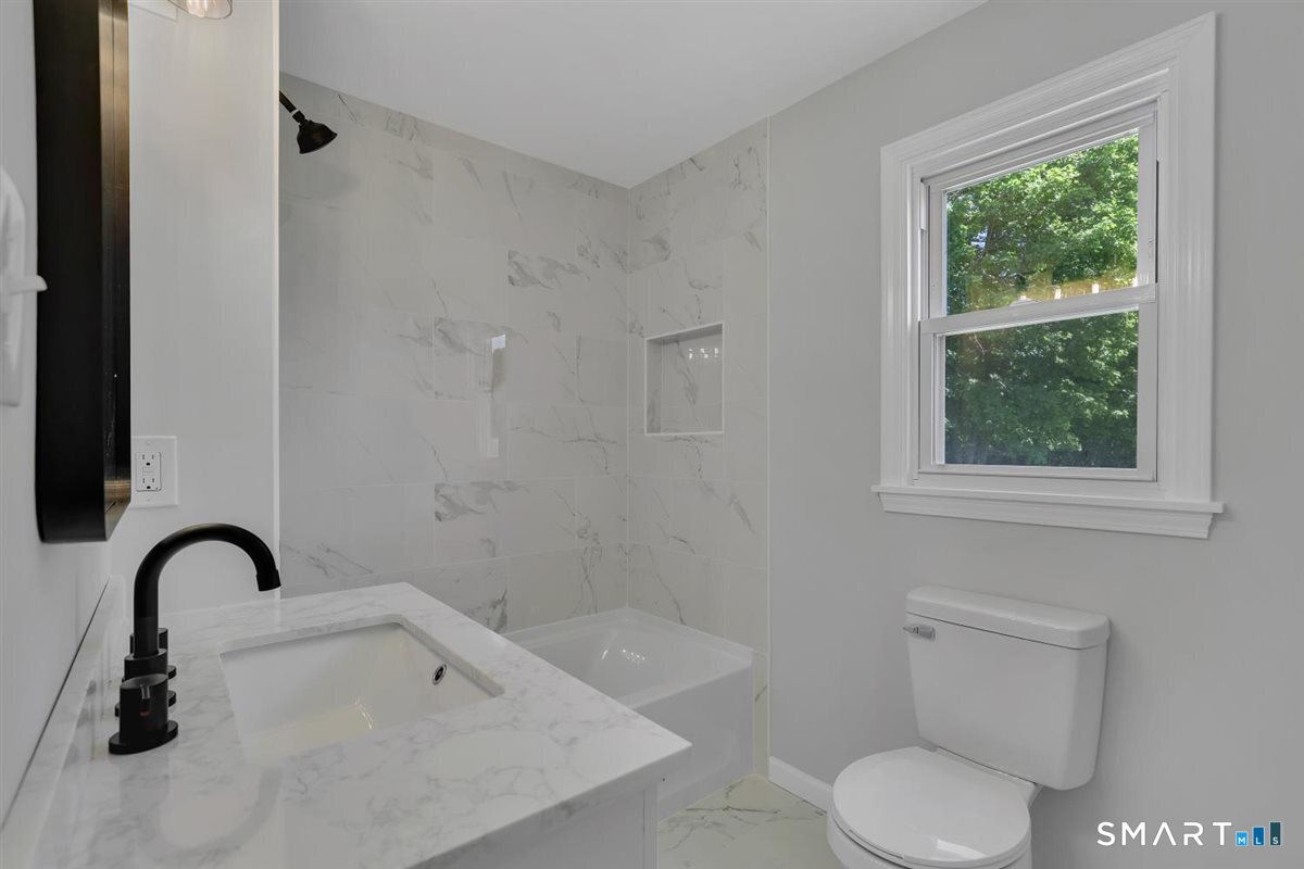 59 Walnut Street Southington CT 06489