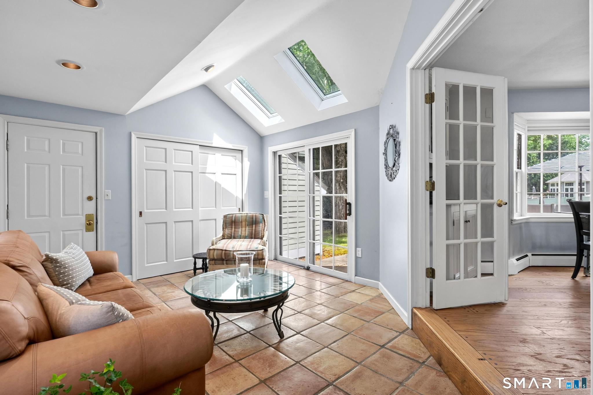 24 Drury Lane West Hartford CT 06117