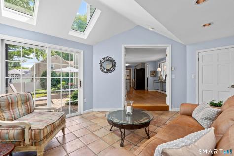 24 Drury Lane West Hartford CT 06117