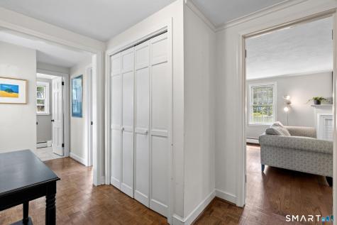 24 Drury Lane West Hartford CT 06117